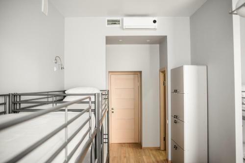 Albergue Globus Hotel