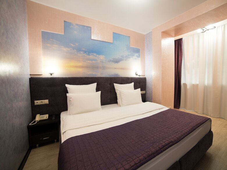 Almira Hotel