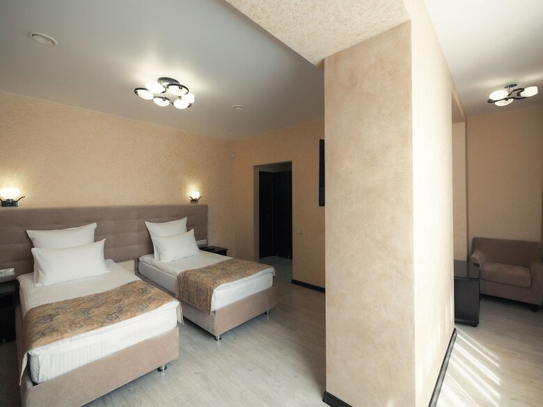 Almira Hotel