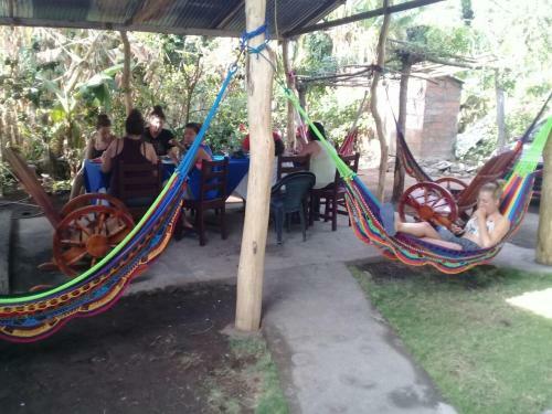 Hostal Hostel Edelma