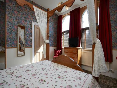 Bed & Breakfast Fourposter Lodge
