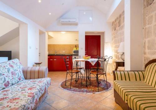 Residencia Villa Saraca