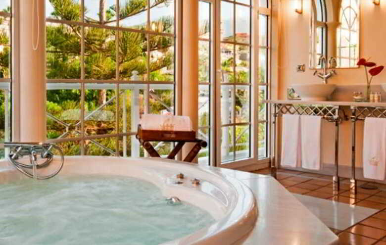 Gran Hotel Bahia Del Duque