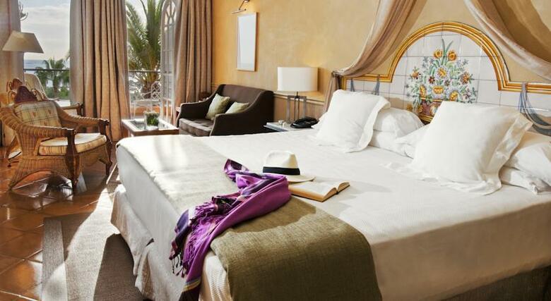 Gran Hotel Bahia Del Duque