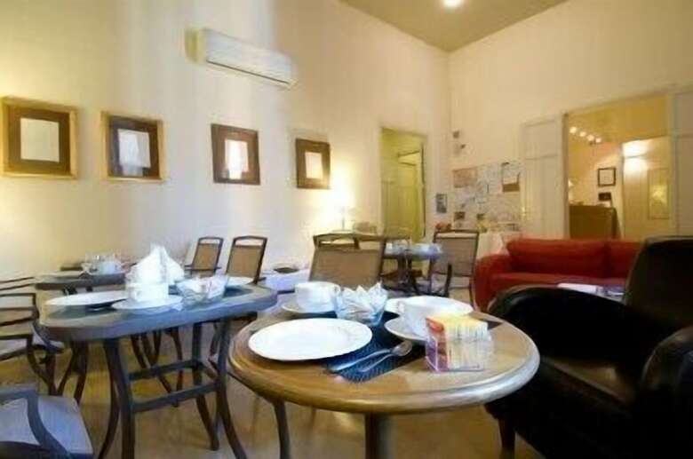 Hostal Palazzo Savona