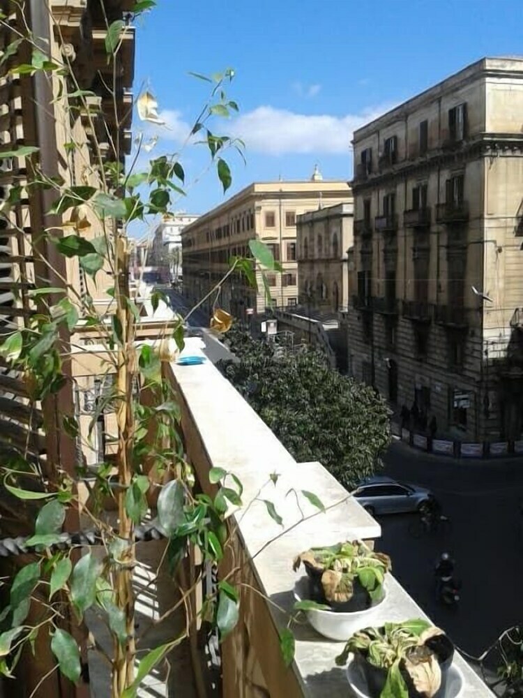 Hostal Palazzo Savona