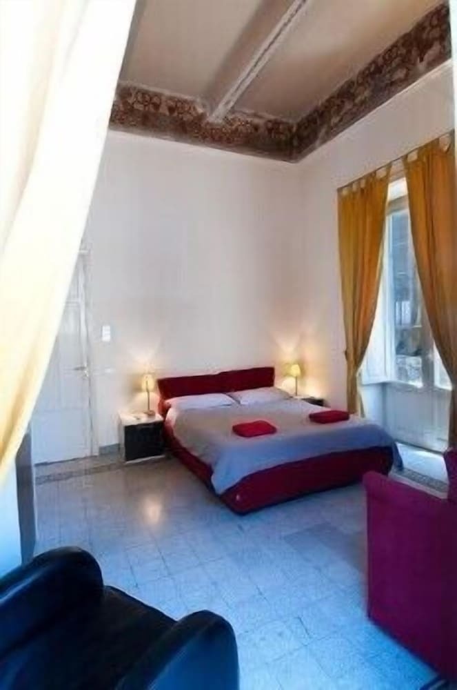 Hostal Palazzo Savona