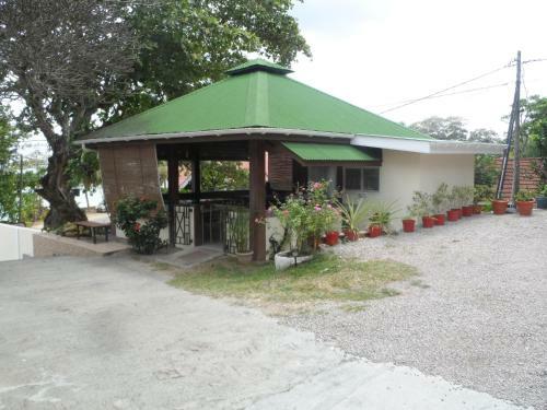 Bed & Breakfast Divers Lodge Guest House