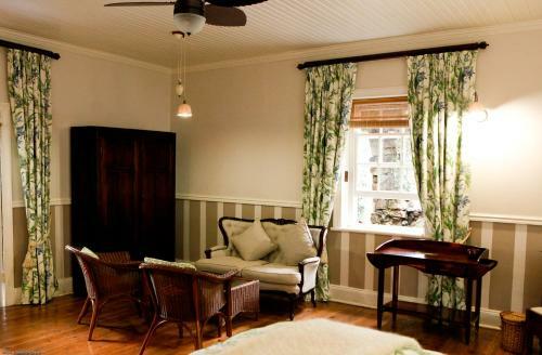 Reilly's Rock Hilltop Lodge