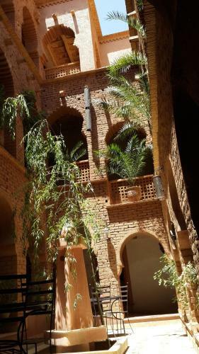 Bed & Breakfast Dar Jnan Tiouira Dades