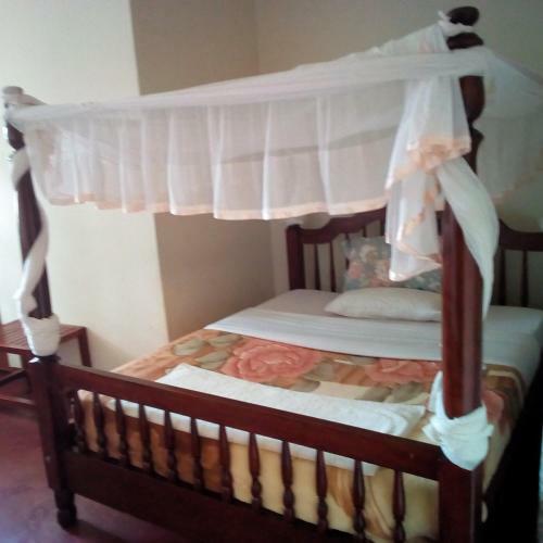 Skyway Hotel