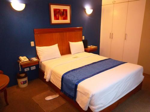 Ocean Hotel