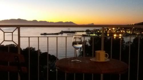 Apartamento Bayview Heights Gem