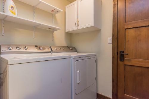 Wood Winds 1323 Apartment