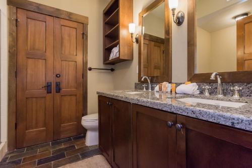 Wood Winds 1323 Apartment