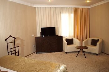 Imperial Palace Hotel