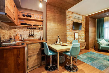 Hotel Cube Suites