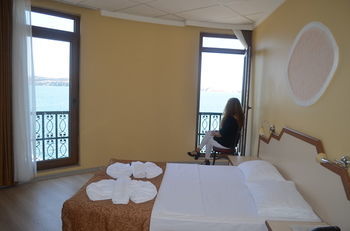 Ayvalik Palas Hotel