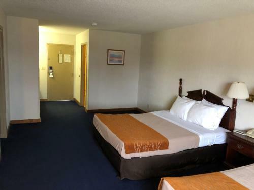 Hotel Denison Inn & Suites