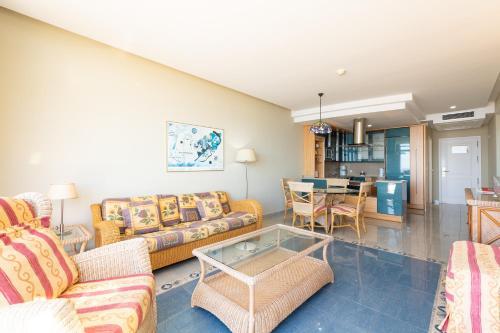 Apartamento Holiday Club Jardin de Amadores