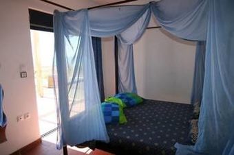Cristelia Luxury Sea Front & Pool Villa