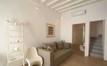 Villa Sandy's House
