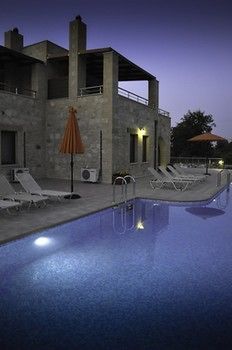 Villas Kalives