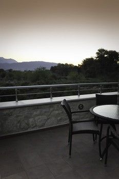 Villas Kalives