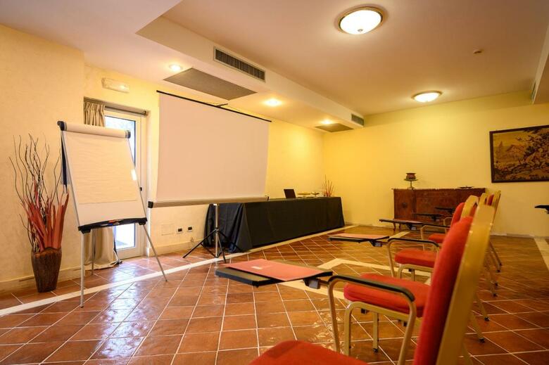 Hotel Residence Torre Di Pratolungo