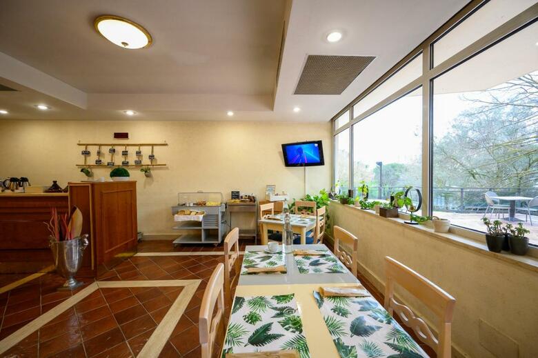 Hotel Residence Torre Di Pratolungo