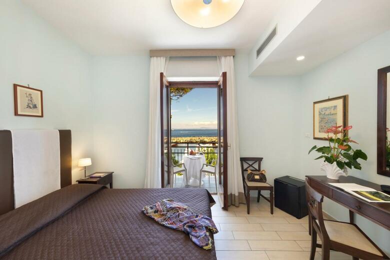 Apartamento Sea Breeze Residence