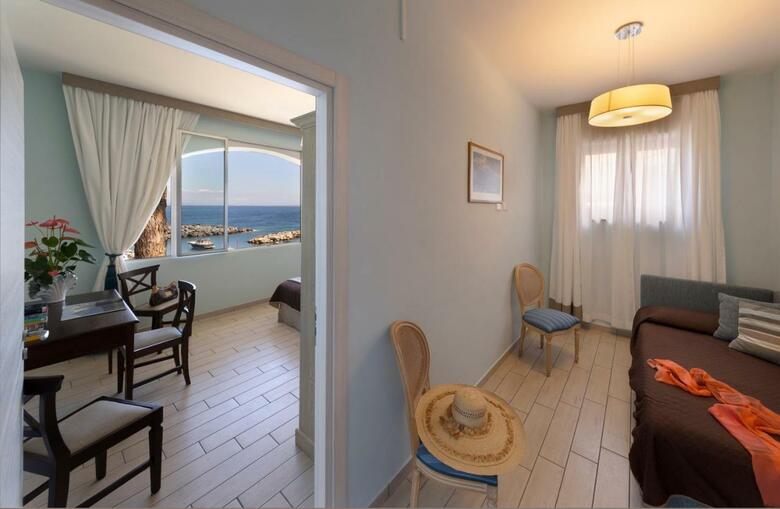 Apartamento Sea Breeze Residence
