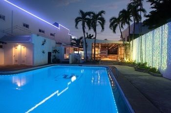 Vf Four Season Hotel