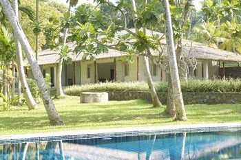Villa Ivory House