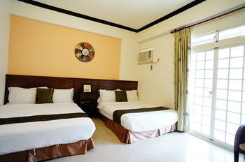 Hotel Ola House
