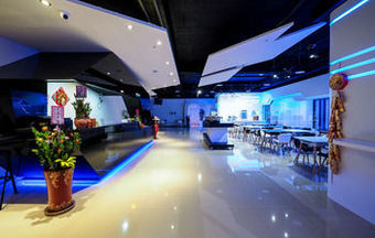 Starship Business Hotel