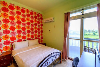 Starry Hotel