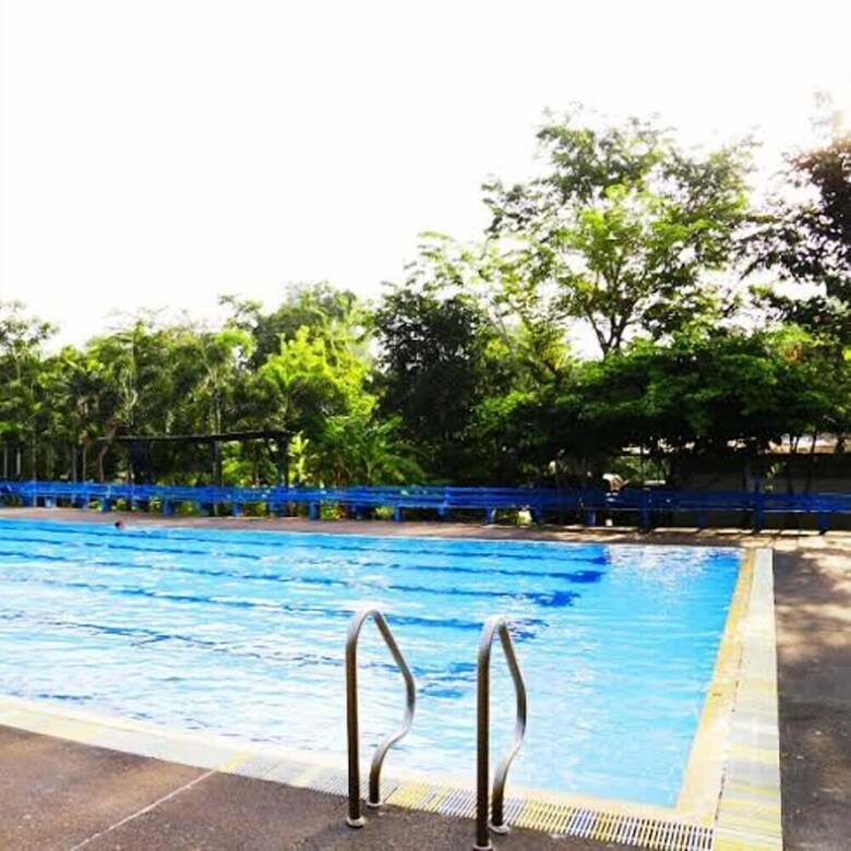 Albergue We Train Hotel Donmuang