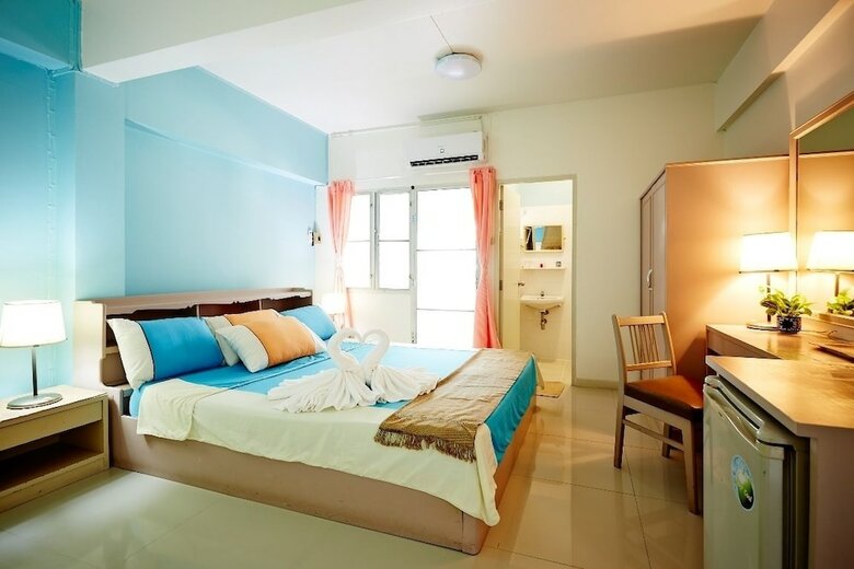 Albergue We Train Hotel Donmuang