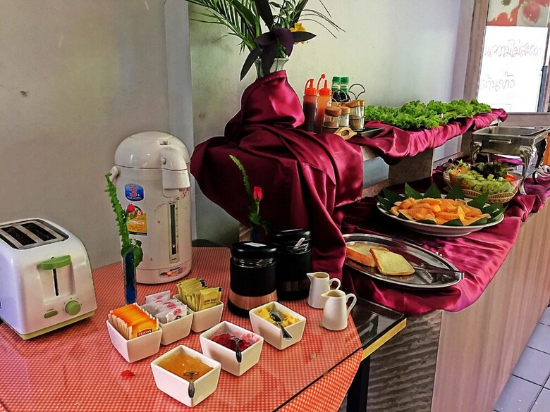 Albergue We Train Hotel Donmuang