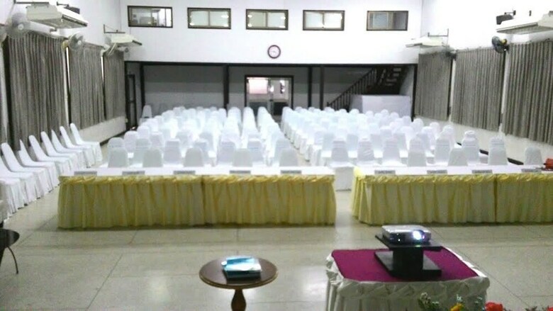 Albergue We Train Hotel Donmuang
