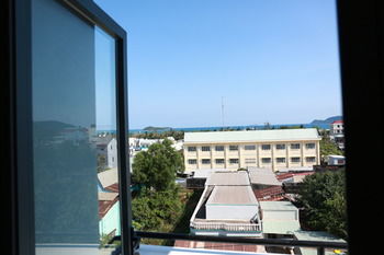 Lien Thong Hotel