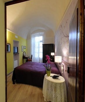Bed & Breakfast Domus Aurea