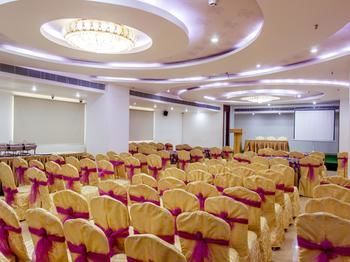 Hotel Oyo Premium Diamond Park
