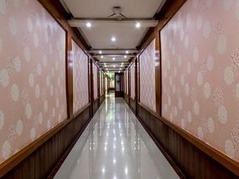 Hotel Oyo Premium Diamond Park