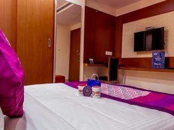 Hotel Oyo Premium Diamond Park