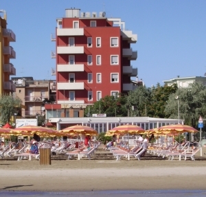 Hotel Pacesetter