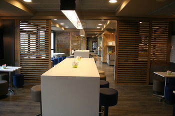 Hotel Ibis Budget Marne La Vallee Pontault Combault