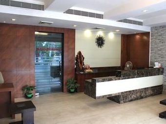 Hotel Oyo Premium Neelam Chowk