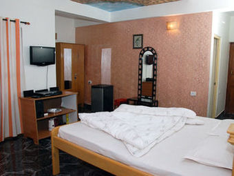 Hotel The Verda Express